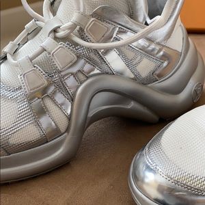 Authentic Louis Vuitton ARCHLIG Sneakers